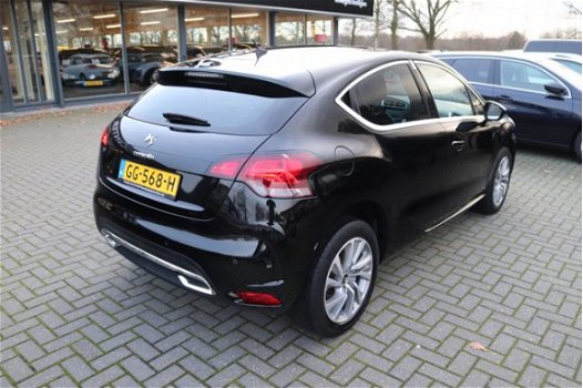 Citroën DS4 - 2.0 150 PK BlueHDi Business 50 procent deal 5.975, - ACTIE Afn Trekhaak / Half leer / - 1