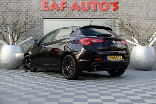 Alfa Romeo Giulietta - 1.7 TBi Quadrifoglio Verde / 235 PK / Ecc / Elec pakket / Pdc / Allu velgen / - 1