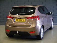 Hyundai ix20 - 1.6i i-Catcher | PANODAK | LEDER | NAVIGATIE |