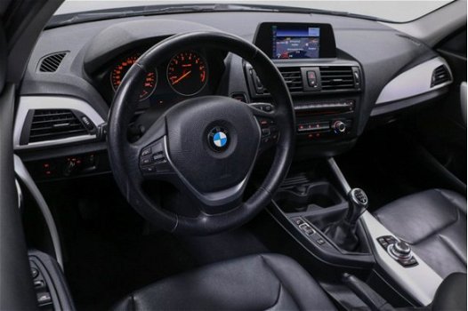 BMW 1-serie - 114i EDE Upgrade Edition Navigatie Leder Parkeersensoren Xenon 5-Deurs - 1