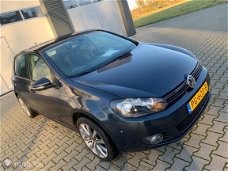 Volkswagen Golf - - 1.2 TSI Highline BlueMotion Park Assist