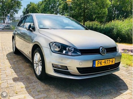 Volkswagen Golf - - 1.2 TSI CUP Edition Lage *KM Stand - 1