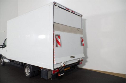 Iveco Daily - 40 C 13 375 > 130 PK | AUTOMAAT | MEUBELBAK MET LAADKLEP / BAKWAGEN MET LAADKLEP / 3 Z - 1