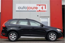 Volvo XC60 - 2.4 D5 215 pk Momentum AWD / AUT / panoramadak