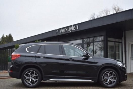 BMW X1 - X1 sDrive18i xLine Sport Aut Led Navi Pdc - 1