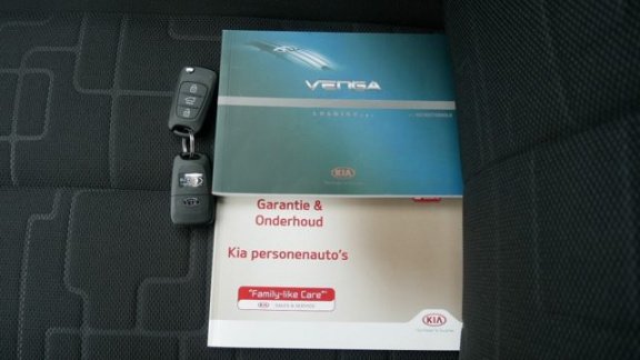 Kia Venga - 1.6 CVVT Plus Pack *Airco//Navi//A.u.r. cam//Lm - 1