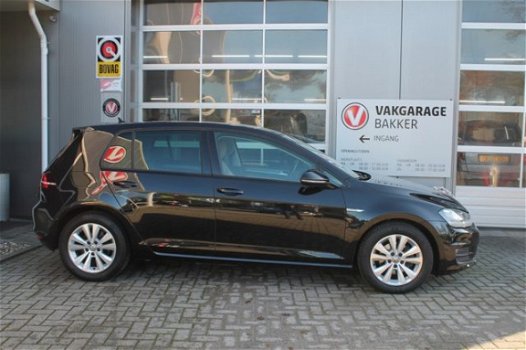 Volkswagen Golf - 1.6 TDI 110PK BLUEMOTION EDITION - 1