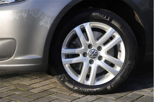 Volkswagen Touran - 1.4 TSI 140pk Comfortline 7p. | Navigatie | Winterpakket | PDC | Trekhaak - 1