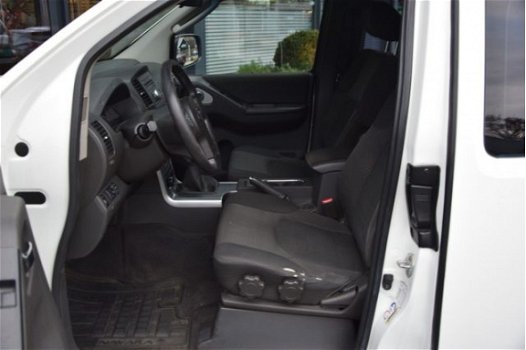 Nissan Navara - 2.5 DCI SE 4WD DPF 4WD VAN - 1