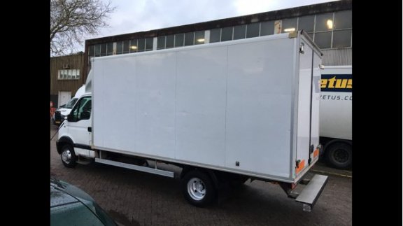 Renault Mascott - 150.35 463 * 107KW=146PK * 5M Lang * 2.20M Breed * 2.20M Hoog - 1