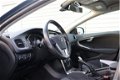 Volvo V40 - 1.6 D2 Momentum (NAV./17