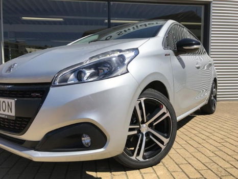 Peugeot 208 - GT-line Automaat | CAMERA | NAVI | PDC | 17LM - 1