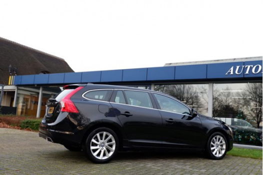 Volvo V60 - 2.0 D4 181 PK GEARTRONIC-8 MOMENTUM |FEB-15| *all in prijs - 1