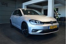 Volkswagen Golf - 1.0 TSI JOIN navigatie clima cruise pdc led camera 17 inch 116 pk