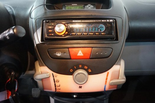 Peugeot 107 - 1.0-12V XR APK 08-2020 - 1