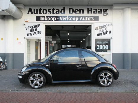 Volkswagen New Beetle - 2.0 Highline Airco - 1