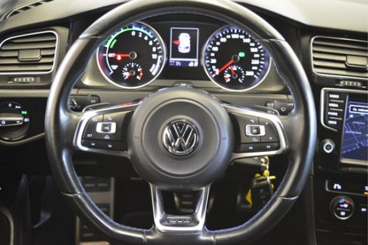 Volkswagen Golf - GTE 204PK DSG SPORT incl btw NAVI/LEDER/PDC - 1