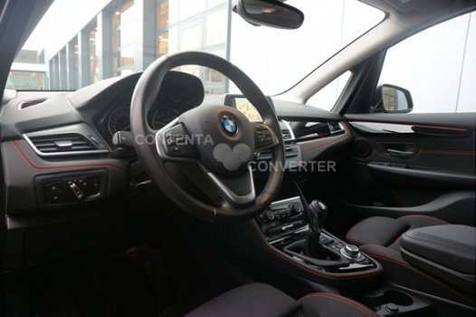 BMW 2-serie Active Tourer - 218i Sport-Line / Navigatie / Camera - 1