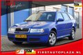 Skoda Octavia Combi - 2.0 Elegance LPG-G3 AIRCO/CRUISE ELEKTR. PAKKET NETJES - 1 - Thumbnail