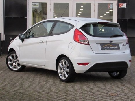 Ford Fiesta - 1.25 AIRCO|ELEKTRISCHE PAKKET|16 INCH VELGEN|DEALER ONDERHOUDEN - 1