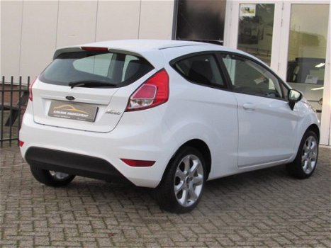 Ford Fiesta - 1.25 AIRCO|ELEKTRISCHE PAKKET|16 INCH VELGEN|DEALER ONDERHOUDEN - 1