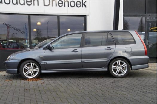 Mitsubishi Lancer Station Wagon - 2.0 Intense airco | parkeersensoren achter | afneembare trekhaak | - 1