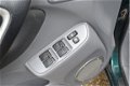 Toyota RAV4 - 2.0-16V VVT-i Sol | Airco | LM Velgen | Electr. ra men | Dakrails - 1 - Thumbnail