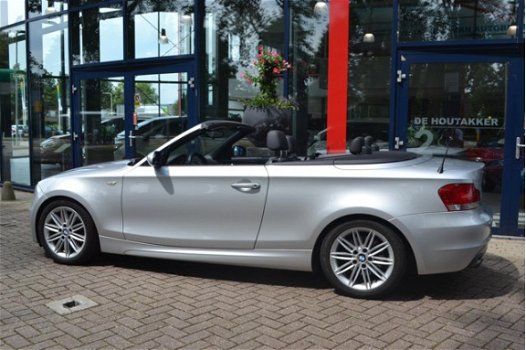 BMW 1-serie Cabrio - 120i High Executive 170PK | M-Pakket | Leer | Sportstoelen | ECC | PDC | LM Vel - 1