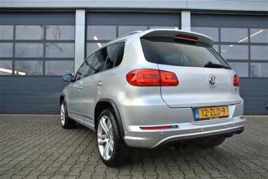 Volkswagen Tiguan - 1.4 TSI R-LINE 160PK - 1