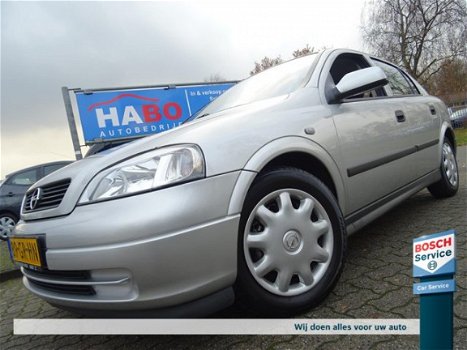 Opel Astra - 1.6 16V PEARL AUTOMAAT UNIEK SLECHT>23.000KM AC/CRUISE/ELEK.RAMEN - 1