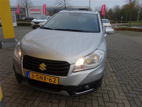 Suzuki SX4 S-Cross - 1.6-16V EXCLUSIVE Climatic/Stoelverwarming/17 Inch - 1