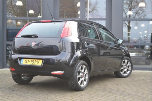 Fiat Punto - TwinAir Turbo 100pk Sempre | Navigatie - 1