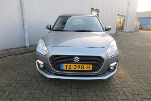 Suzuki Swift - 1.2 DualJet 90pk CVT Select AIRCO/ AUTOMAAT/ WINTERBANDEN - 1