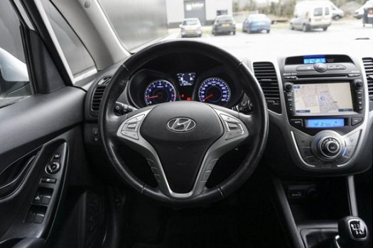 Hyundai ix20 - 1.6i 126 PK i-Vision +NAVI+CAMERA+TREKHAAK - 1