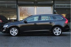 Volvo V60 - 2.4 D6 INCL BTW AWD Plug-In Hybrid Summum | Adaptieve Cruise Control | Standkachel | Har