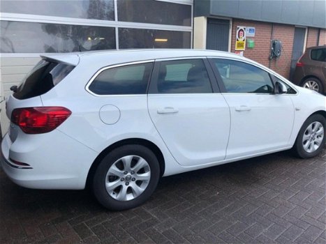 Opel Astra Sports Tourer - 1.7 CDTi Business + - 1