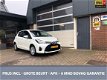 Toyota Yaris - - 1.5 Hybrid Business Plus LEER/NAVI/ECC/CRUISE *ALL-IN PRIJS - 1 - Thumbnail