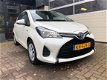 Toyota Yaris - - 1.5 Hybrid Business Plus LEER/NAVI/ECC/CRUISE *ALL-IN PRIJS - 1 - Thumbnail