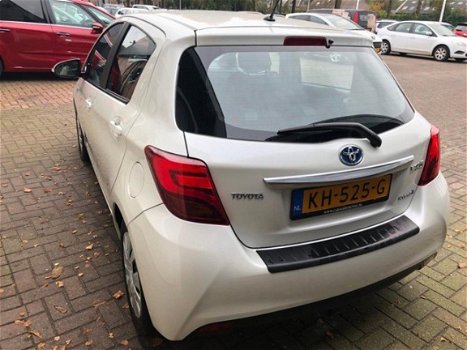 Toyota Yaris - - 1.5 Hybrid Business Plus LEER/NAVI/ECC/CRUISE *ALL-IN PRIJS - 1