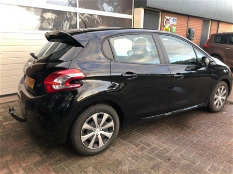 Peugeot 208 - - 1.4 e-HDi Blue Lease AUTOMAAT AIRCO/CRUISE/TH *ALL-IN PRIJS - 1