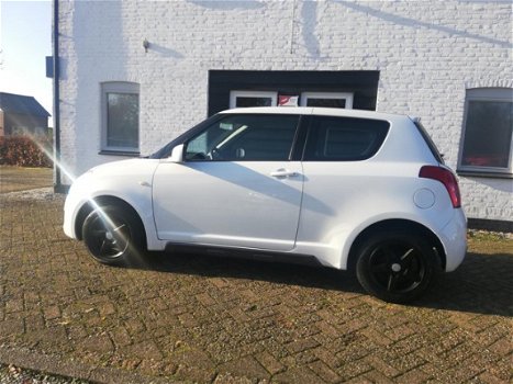 Suzuki Swift - 1.3 16V COOL EDITION bj 11-2010 Zeer mooi 6 MND GARANTIE + APK + GR BEURT 1E EIGENAAR - 1