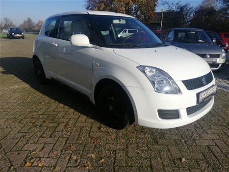 Suzuki Swift - 1.3 16V COOL EDITION bj 11-2010 Zeer mooi 6 MND GARANTIE + APK + GR BEURT 1E EIGENAAR - 1