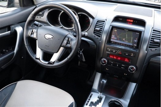 Kia Sorento - 2.2 CRDi X-clusive 4WD | Automaat | Panorama | Navi| Leder interieur | Stoelverwarming - 1