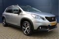 Peugeot 2008 - 1.2 130 pk GT-line / Navigatie / Panoramadak / DAB Radio / - 1 - Thumbnail