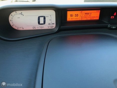 Citroën C3 Picasso - 1.4 VTi Exclusive | climate control | parkeersensoren | alcantara - 1