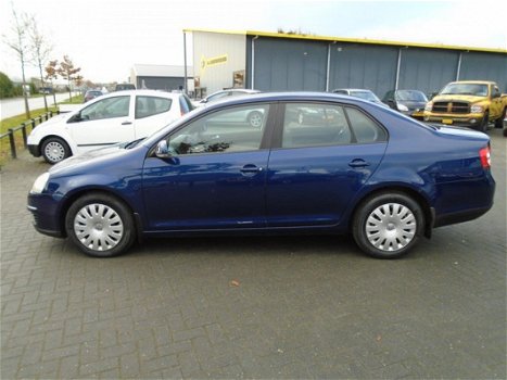 Volkswagen Jetta - 1.9 TDI Comfortline CLIMA CRUISE NETTE AUTO - 1