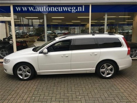 Volvo V70 - 2.4 D5 AWD AUTOMAAT LEDER 4 WD 5 CYLINDER - 1