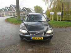 Volvo V70 - 2.4 T Comfort Line