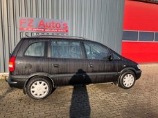 Opel Zafira - 1.6-16V Comfort | Airco | Metallic | 7 Persoon |