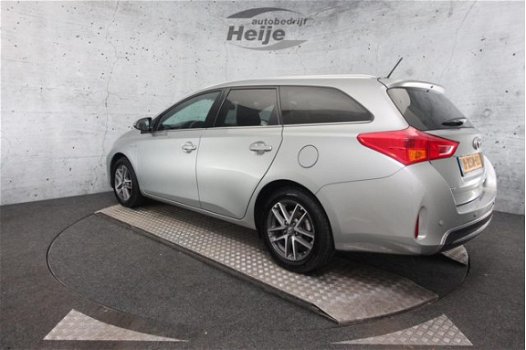 Toyota Auris Touring Sports - 1.8 Hybrid Lease | Climate Control | Panoramadak | Achteruitrijcamera - 1